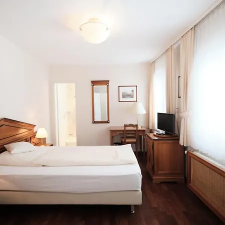 Weisser Bock Hotel 3*